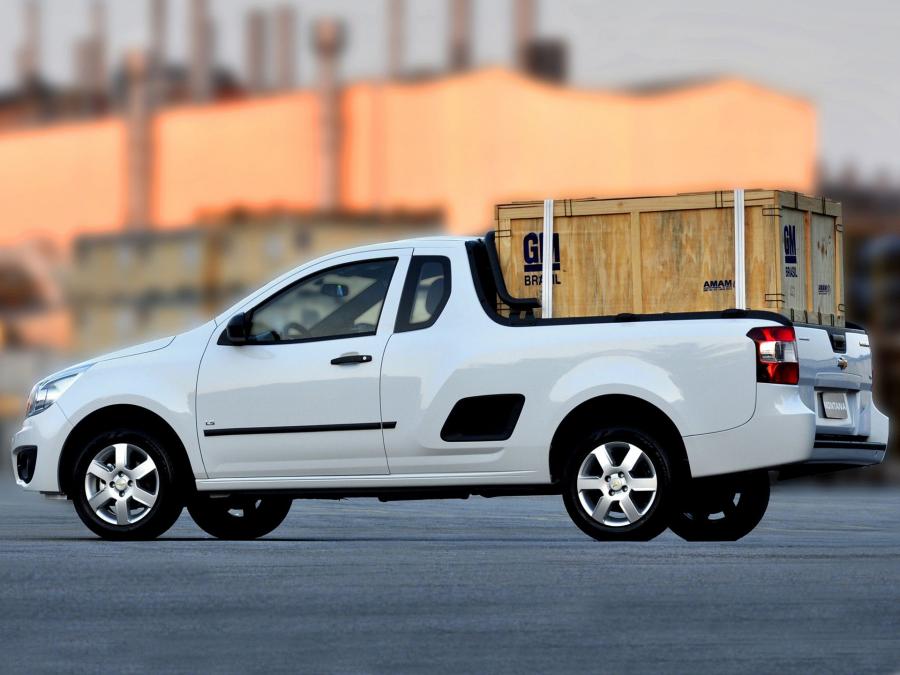  Chevrolet Montana LS 2010 года  (фото 2 из 5)